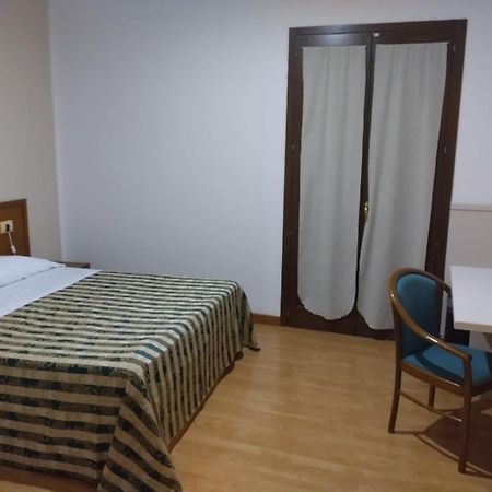 פולינאנו א מארה Hotel Nicolaj מראה חיצוני תמונה