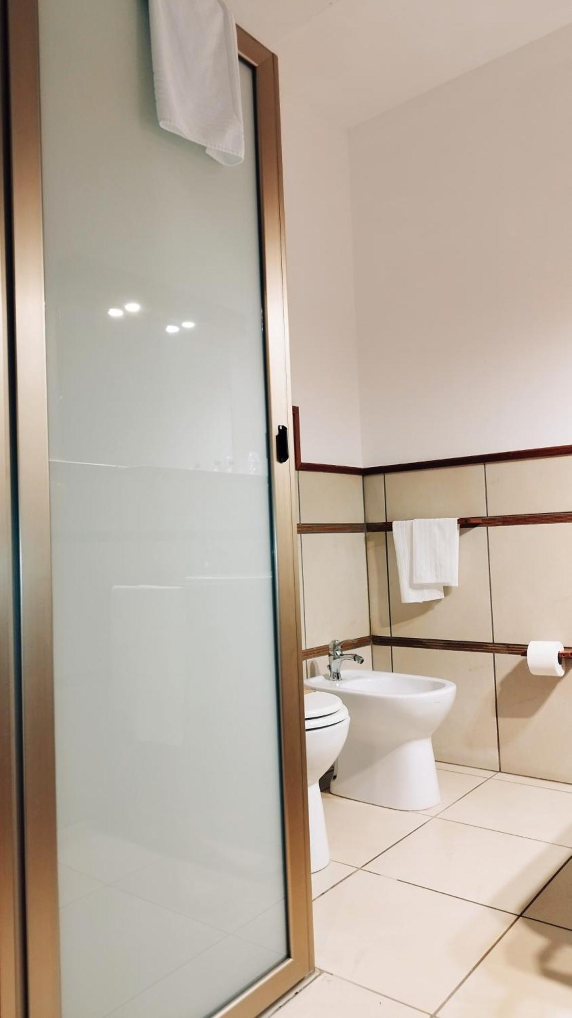 פולינאנו א מארה Hotel Nicolaj מראה חיצוני תמונה